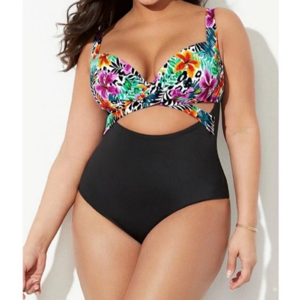 NWT Swimsuits for All Tropical Floral One Piece Cutout Swimsuit, size 26